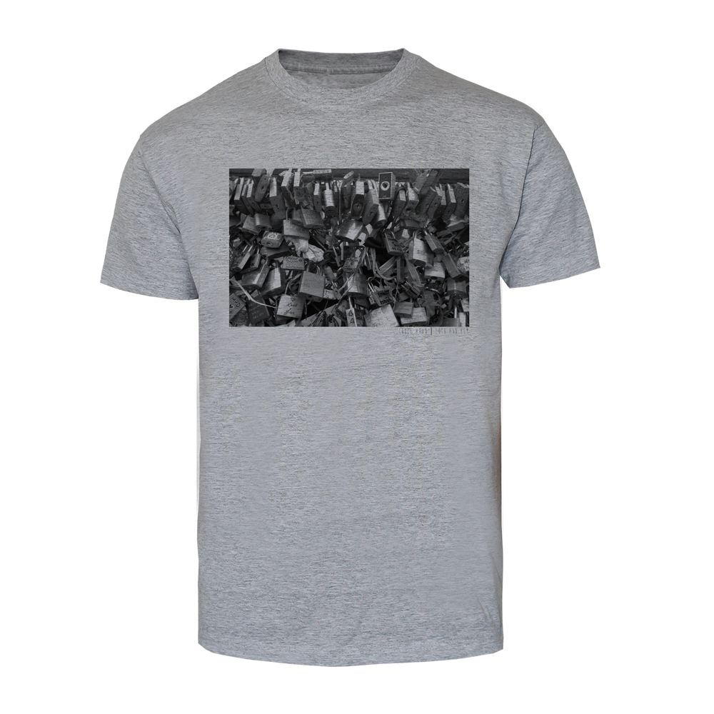 Cruel Hand "Photo Lock" T-Shirt (grey) - Premium  von Rage Wear für nur €6.90! Shop now at Spirit of the Streets Mailorder